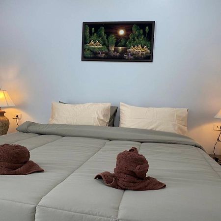 Mondee House @The Airport Hotel Thalang Ngoại thất bức ảnh